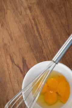 开销视图蛋蛋黄碗线搅拌