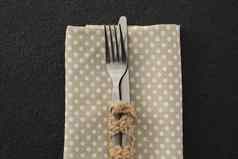 叉刀虚线餐巾