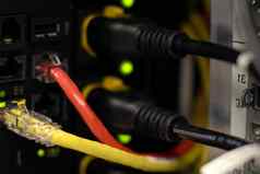 连接互联网电缆服务器服务器日期中心