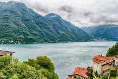 风景优美的景观湖作为bellano小镇意大利
