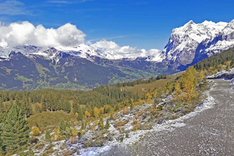 峰瑞士grindelawld雪山蓝色的天空