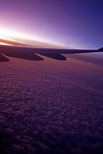 飞机飞机翼云梯度天空空中视图