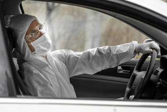 男人。保护西装医疗面具橡胶手套保护细菌病毒规划开车保护面具检疫世界流感大流行科维德冠状病毒感染