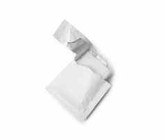 湿湿巾袋开放包孤立的白色