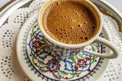 传统的土耳其咖啡杯