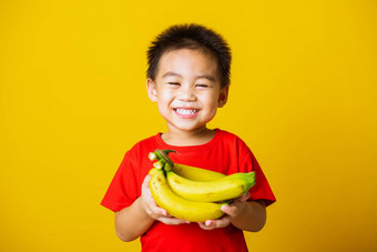 孩子孩子可爱的男孩有吸引力的微笑玩持有我