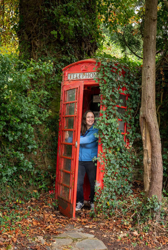 经典红色的phonebox英语农村女人未来