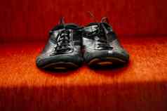 黑色的走鞋子古董黑色的走鞋子
