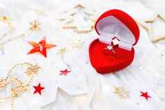 圣诞节一年假期背景装饰订婚金环钻石礼物心盒子情人节一天卡