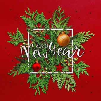 圣诞节背景图亚分支机构单词一年白色广场框架时尚的圣诞节问候星星球装饰红色的背景