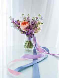 新娘花束牡丹玫瑰eustoma花传统的花作文婚礼仪式