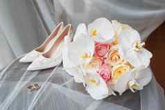 新娘的配件花束婚礼环鞋子花作文玫瑰兰花