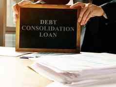 债务整合贷款标志桩论文