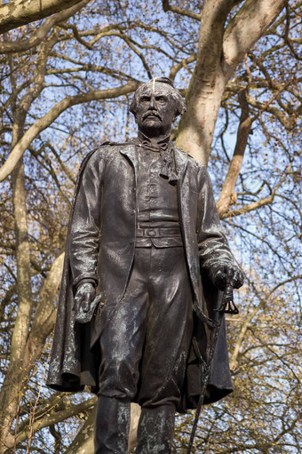 约翰主劳伦斯雕像伦敦