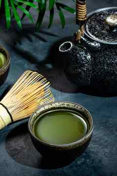绿色火柴茶喝仪式