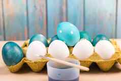 快乐复活节有机蓝色的复活节鸡蛋白色颜色鸡蛋瓦伊
