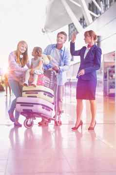 家庭假期援助机场工作人员机场镜头耀斑背景