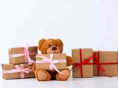 泰迪熊堆栈礼物盒子包装棕色（的）纸