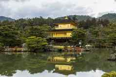 金展馆kinkakuji寺庙