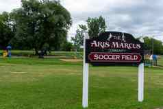马库斯社区足球场标志公园小小镇卡纳
