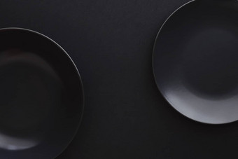 空盘子黑色的背景溢价餐具假期晚餐简约设计饮食