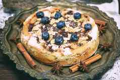 烤轮蛋糕蓝莓浆果铜板
