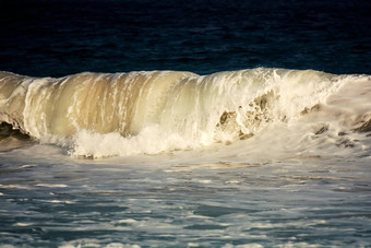 狂<strong>风</strong>暴雨的<strong>海洋风</strong>景背景