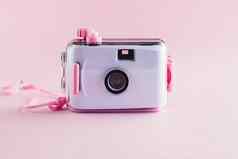 相机防水玩具粉红色的背景