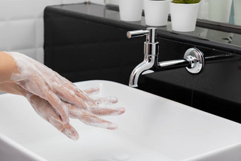 个人卫生洗手摩擦手