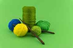 针织纱球针绿色