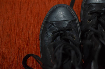 黑色的皮革时尚的鞋子古董时尚
