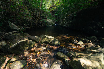 自然风景森林瀑布Khlong<strong>解放军</strong>你