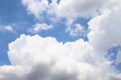 天空天空云清晰的大毛茸茸的云美丽的大天空
