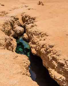 地震裂纹国家公园拉Mohamed埃及红色的海