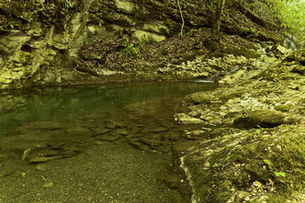 夏天<strong>走迷宫</strong>泰特文巴尔干半岛高山峰河正在尝试planina