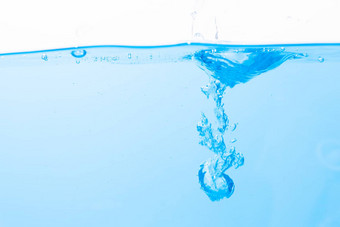 水表面蓝色的水泡沫