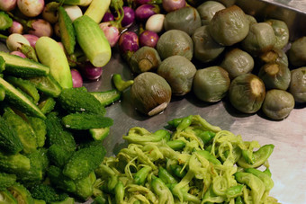 蔬菜桩煮熟的蔬菜晚上市场泰国