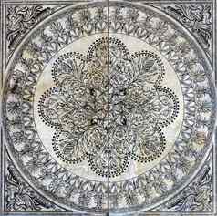 地板上瓷砖表面点缀花模式