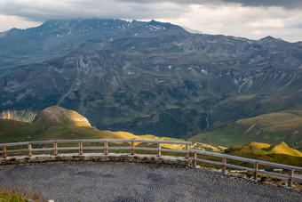 高山谷高山道路日落