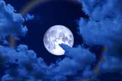 完整的蓝色的月亮你好月亮色彩斑斓的雷回来晚上云