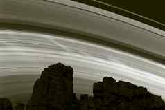 土星环回来山晚上天空