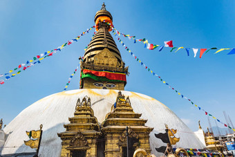 塔布达纳特佛塔装饰旗帜加德满都尼泊尔