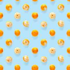 新鲜的普通话接缝模式成熟的水果橘子无缝的模式新鲜的柑橘类孤立的蓝色的背景模式平躺克莱门泰