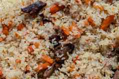 传统的东部烹饪菜皮拉夫成分大米片肉