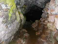洞穴复活节岛石头水分洞穴