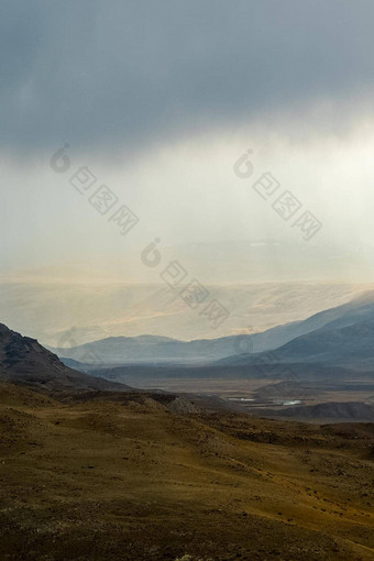 阿尔泰山景观自然阿尔泰山峡谷山