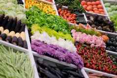 蔬菜花水果架子上市场