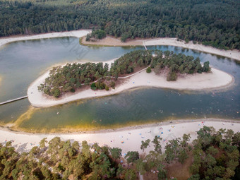 湖位于荷兰utrecht被称为亨斯霍特湖无人机空中乌得勒支赫维勒格亨斯霍特湖湖荷兰