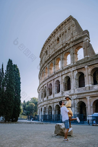 视图罗马圆形大剧场罗马早....太阳意大利欧洲