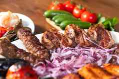 lyulya烤肉串阿塞拜疆肉餐鸡关闭